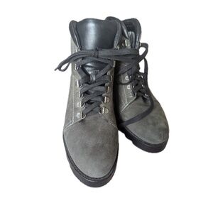 long tall sally suede robin hiking boot NWT size 10 grey gray